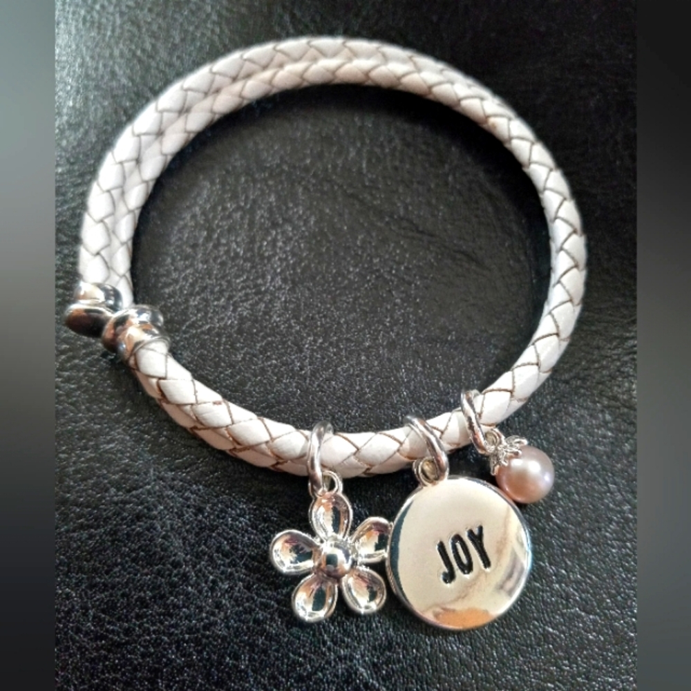 Leather wrap Bracelet with pearl & charms